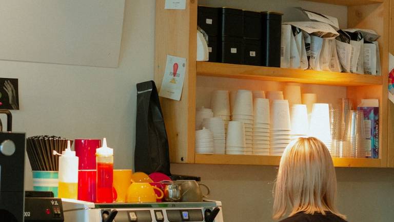 Rimini, perseguita per anni la giovane barista che gli serve il caffè: condannato