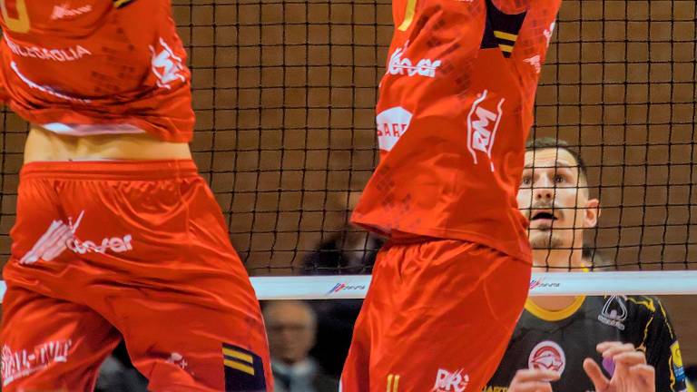 Antonino Russo alza per la veloce di Filippo Bartolucci foto massimo fiorentini