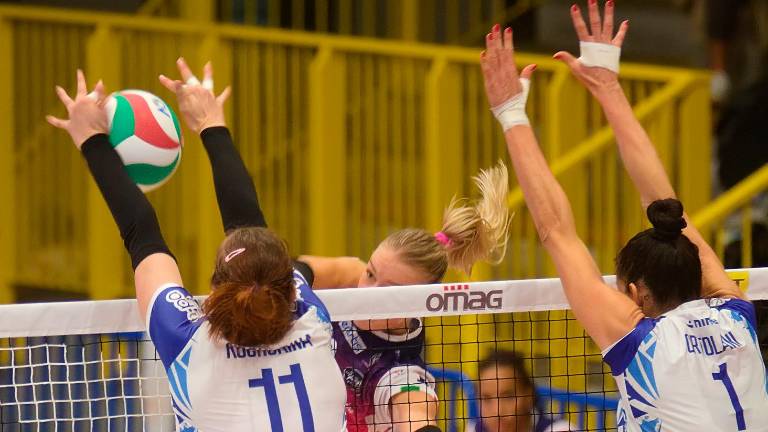 Kochurina e Orotlani a muro (Fiorentini)