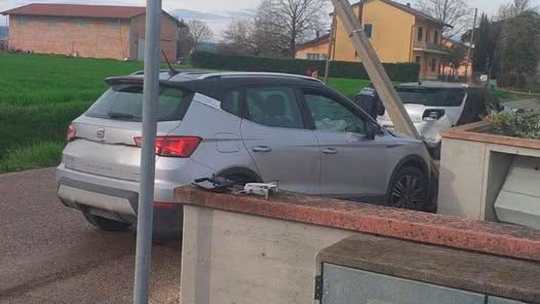Cesena, ennesimo incidente: l’incubo di via Violone di Gattolino