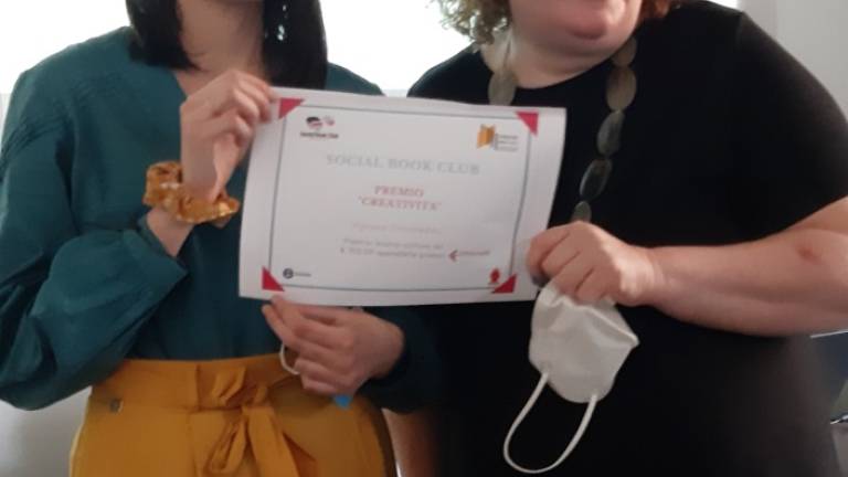 Cesena, studentessa della Pascoli premiata al concorso Social book club