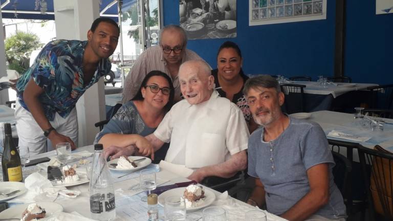 Cesena, al ristorante per festeggiare i 103 anni