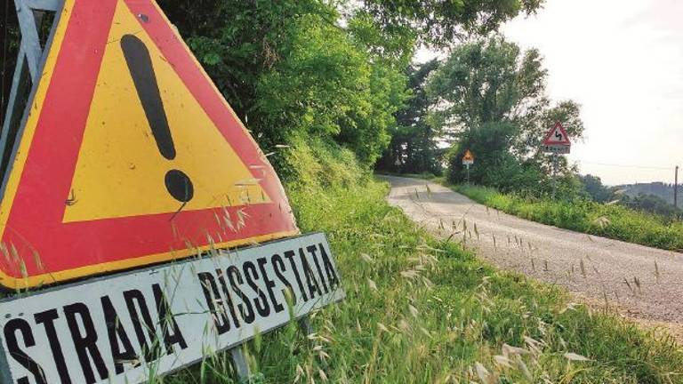 Tanto da fare e pochissimi soldi in cassa: la provincia non si nasconde sulle strade