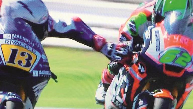 Follia in pista a Misano, l'ipotesi di reato è di violenza privata