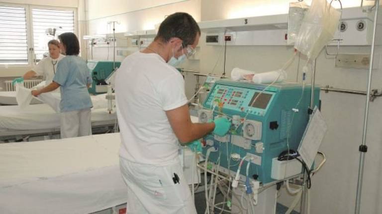 Coronavirus, in Romagna contratti per 200 infermieri