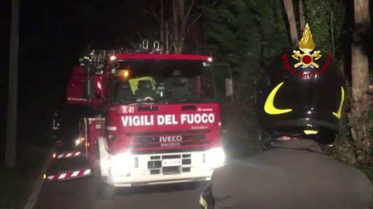 Forte vento a Rimini, 25 interventi dei vigili del fuoco. IL VIDEO