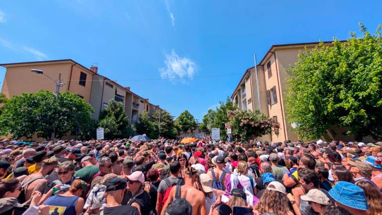 Rimini, il popolo di Vasco Rossi pronto per il soundcheck - Gallery