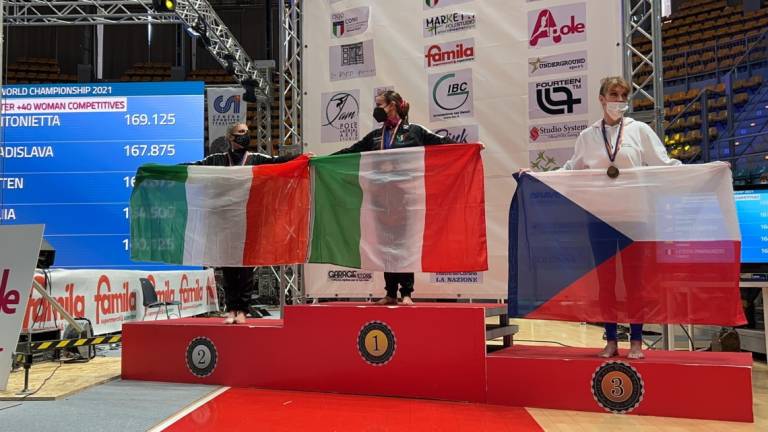 Rimini, argento mondiale nella Pole Art per Claudia Dipilato