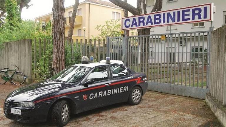 Sequestra e violenta una disabile a Cervia, arrestato 36enne