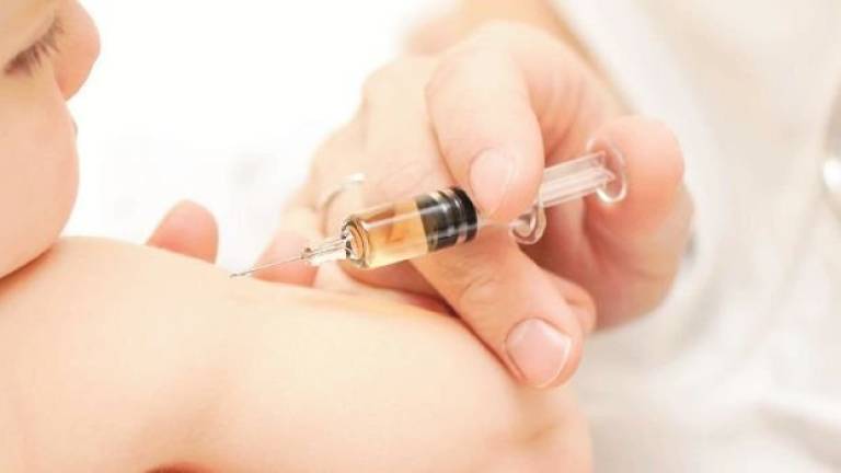 Vaccini obbligatori, ancora 1.076 bimbi e ragazzi non in regola