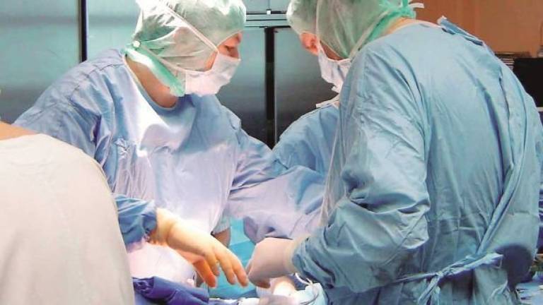 Paziente morta per intervento all’anca, condannato il chirurgo che la operò a Ravenna