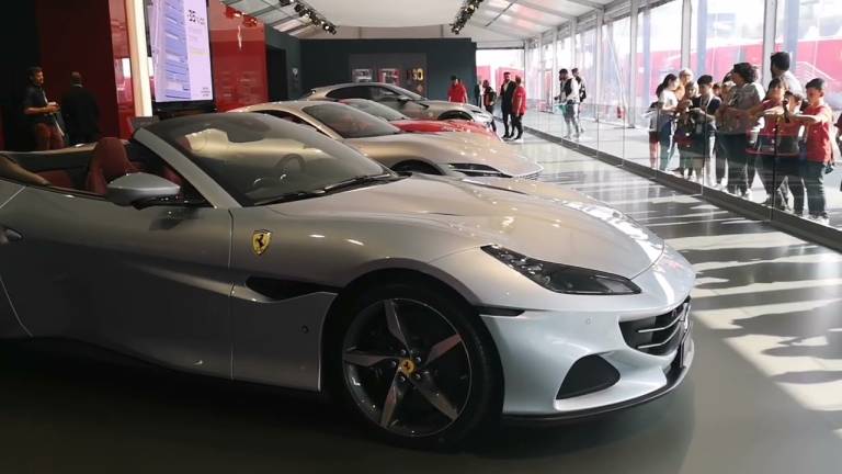 Imola, la Ferrari e Vivere l'Autodromo: le classi vincitrici in visita VIDEO