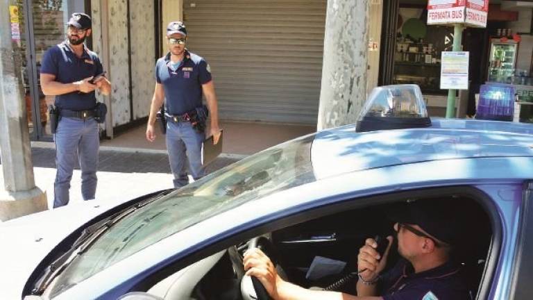 Accoltellò il cugino durante una rissa: arrestato in hotel a Rimini