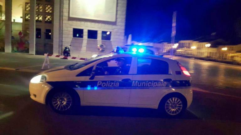 Cesenatico, controlli della polizia locale