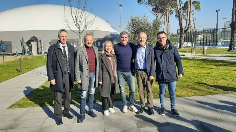 Tennis, torneo nazionale di doppio al Queen’s di Cattolica