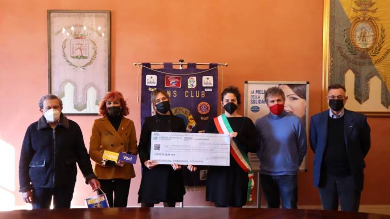 Santarcangelo, il Lions dona 1.400 euro ai Servizi Sociali