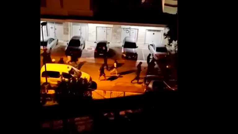 Dopo gli scontri tra ultras del Rimini, il Questore chiude il bar per 5 giorni: “Rifugio di parte dei protagonisti della rissa con mazze e bastoni”
