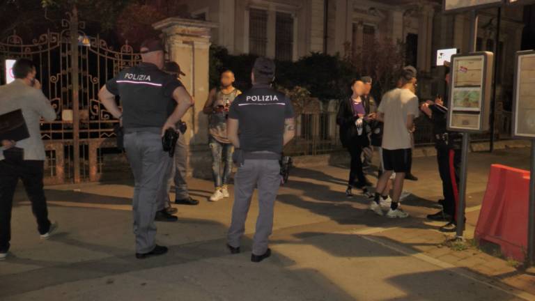 Rimini, resistenza e violenza a pubblico ufficiale: un arresto