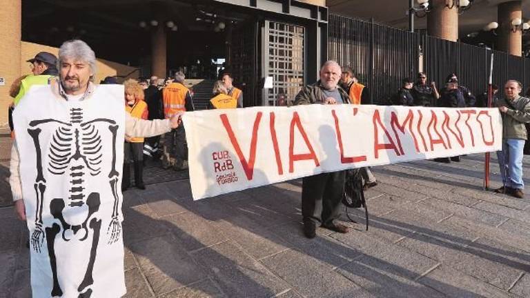 Tumori, a Ravenna 14mila vittime in 10 anni. Patologie ai polmoni oltre la media