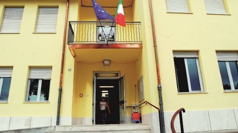 Lavori nelle scuole di Forlì e provincia, il Ministero blocca 5,5 milioni