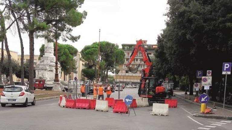 Piazzetta Sferisterio, il cantiere dovrebbe chiudere a fine ottobre