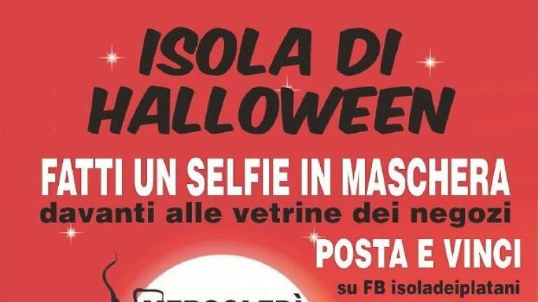 Fatti un selfie e vinci uno smartphone: Halloween all'isola dei platani