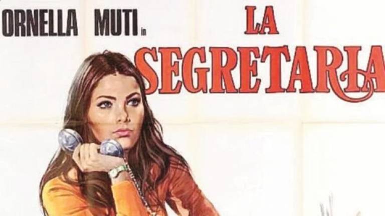 Falsa offerta di lavoro per segretarie sexy: a Rimini supplemento di indagine