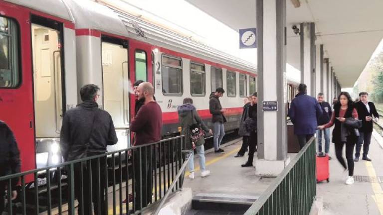 Lavori sulla linea ferroviaria: due giorni di stop tra Faenza e Cesena