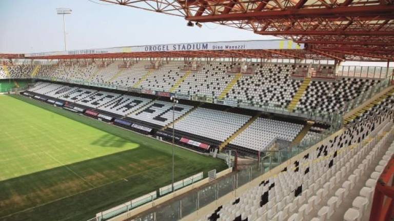 Fideiussione per i lavori allo stadio di Cesena: 1,9 milioni da pagare