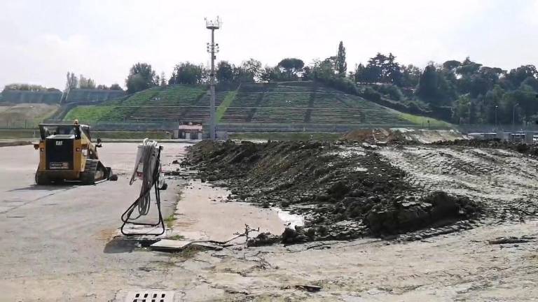 I lavori all'autodromo per il mondiale di motocross