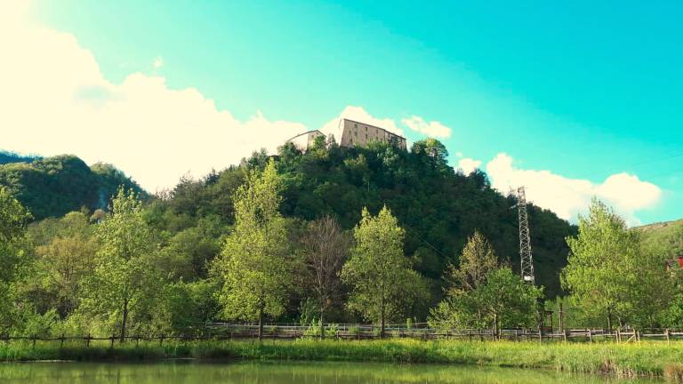 Una suggestiva veduta del borgo di Casteldelci, nell’alta Valmarecchia