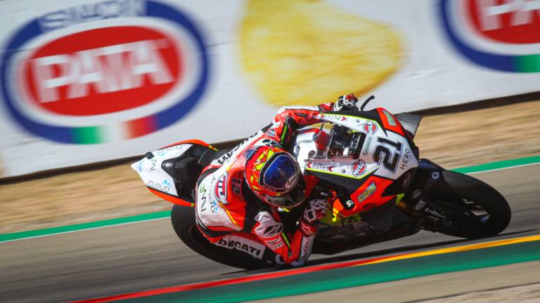 Superbike, Rinaldi ancora sul podio ad Aragon nella Superpole Race