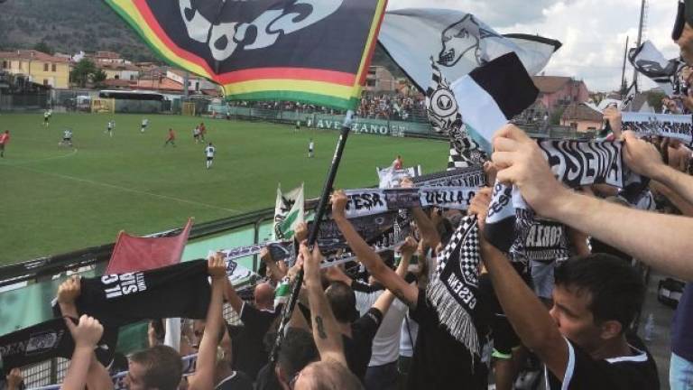 Calcio C, sabato gli ultras del Cesena saluteranno la squadra in partenza per Lucca