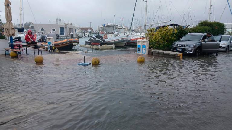 Il Marina di Rimini con l’acqua alta