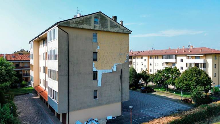 Maltempo nel cesenate: condominio “sbucciato” dal forte vento FOTOGALLERY