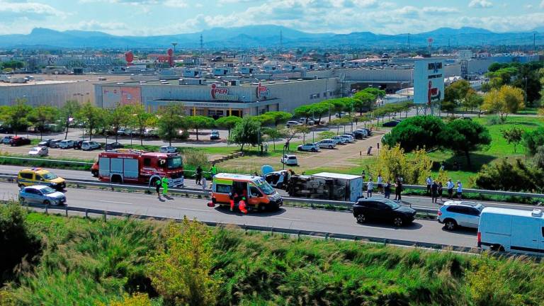 Savignano Mare, terribile incidente sull’Adriatica, cinque feriti: due sono gravi VIDEO GALLERY