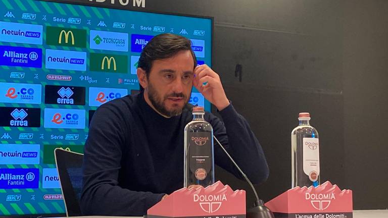 Aquilani dopo il ko di Cesena: “Catanzaro, la sconfitta va accettata, ma non diventiamo presuntuosi”