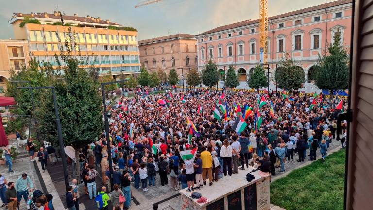 Cesena, in 1500 in piazza per dire “Stop al genocidio”