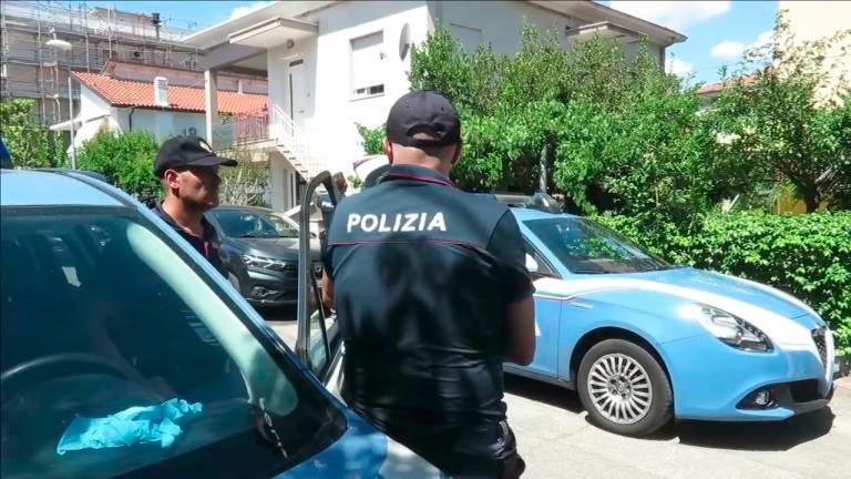Femminicidio a Rimini. Ammazzò la compagna con 51 coltellate davanti al figlio di sei anni: confermato l’ergastolo per Vultaggio