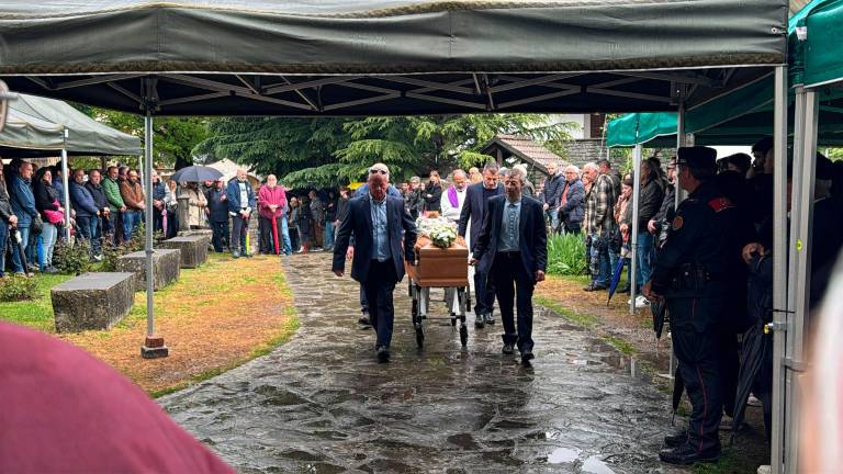 Il funerale di Mirco Pennacchi (Fotoservizio Gianmaria Zanotti)