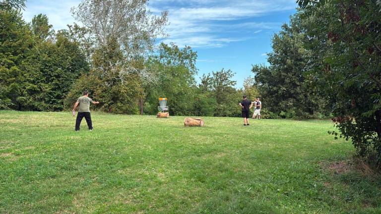 Faenza, in tanti al nuovo Disc Golf Park