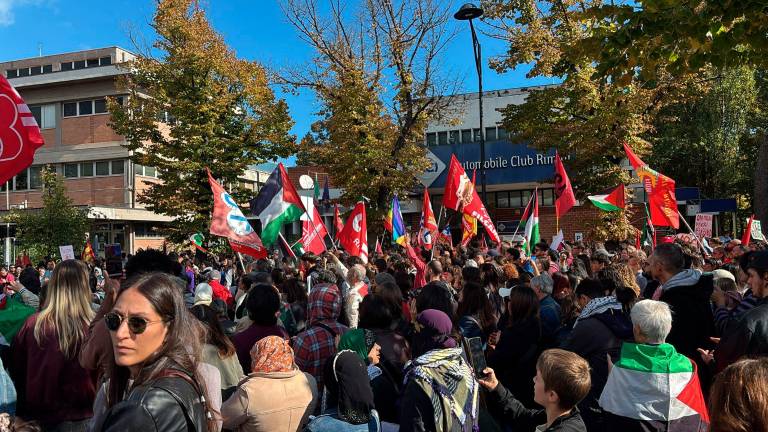 Rimini, in migliaia a sfilare per la pace in Palestina VIDEO GALLERY