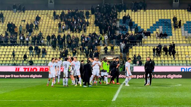 Il Cesena esce tra gli applausi del settore ospiti a Modena VIDEO