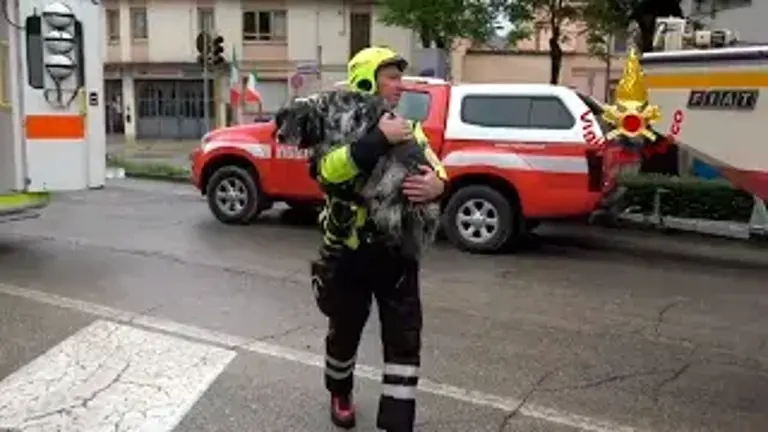 Tre anni fa l’alluvione in Romagna con 35mila Vigili del Fuoco in azione VIDEO