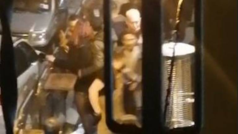 Santarcangelo, raccolta firme contro il pub: Gare in auto e musica fino a notte fonda