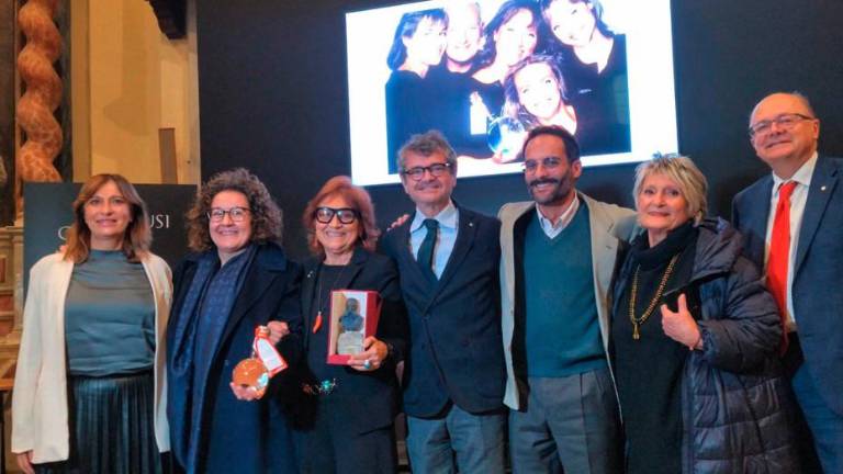 La consegna del premio Artusi a Giannola Nonino