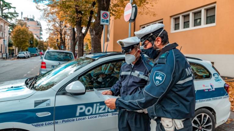 Polizia Locale Cesena - Montiano: 141 multe per il Dpcm violato