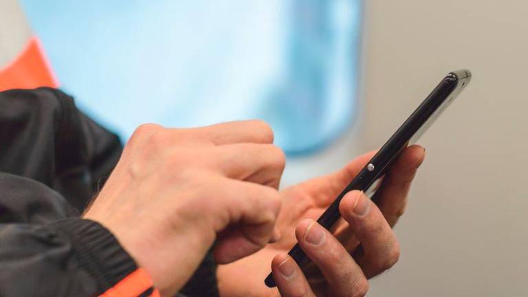 Rimini, si finge ragazzino e adesca una 11enne: maniaco 36enne agli arresti domiciliari