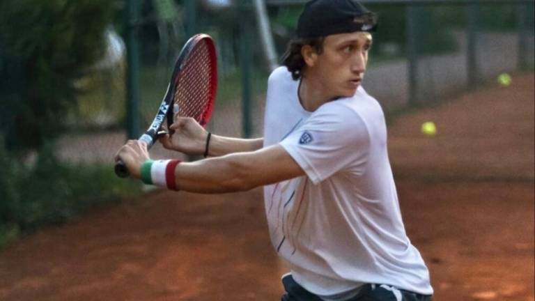 Tennis, Ravaioli e Calogero nei quarti all'Open del Ct Cervia