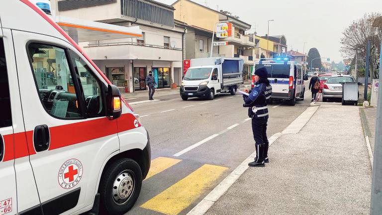 Le strisce non sono quelle pedonali, investito a Cesena